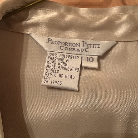 Light green silk blouse - Picture 3 of 4